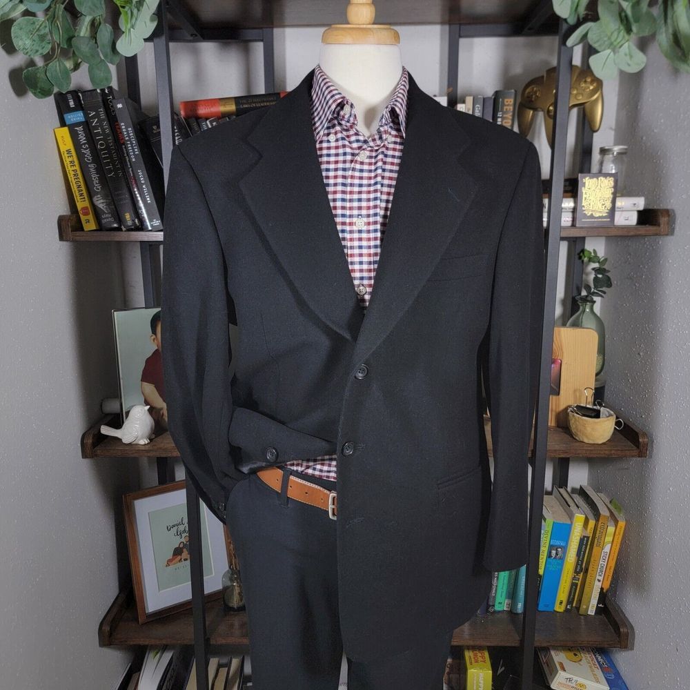 Chereskin Men's Flannel Sport Coat Three Button Black Cashmere Blend Size 44R
